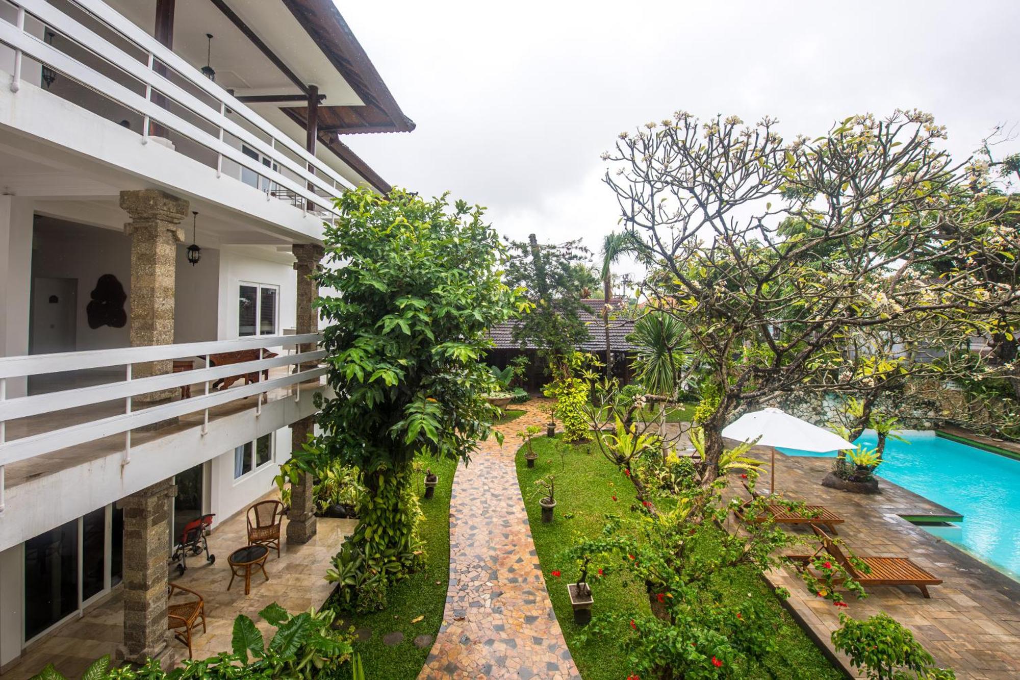 Hotel Sari Bunga Legian  Exterior photo